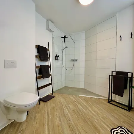 Bunker Zentral Messe Business Apartment