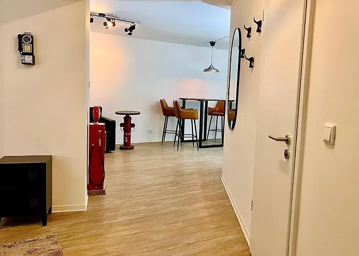 Bunker Zentral Messe Business 아파트